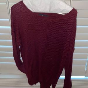 Maroon sweater